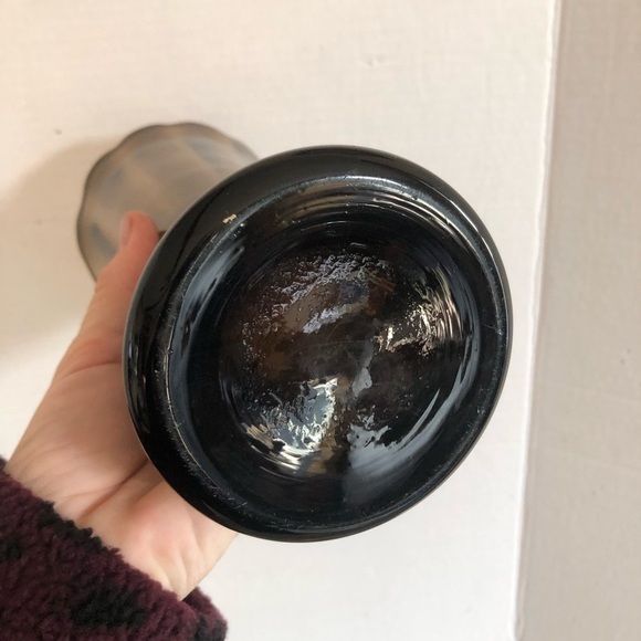 Vtg Smokey Glass Vase with Ruffle Edge - Picture 5 of 10